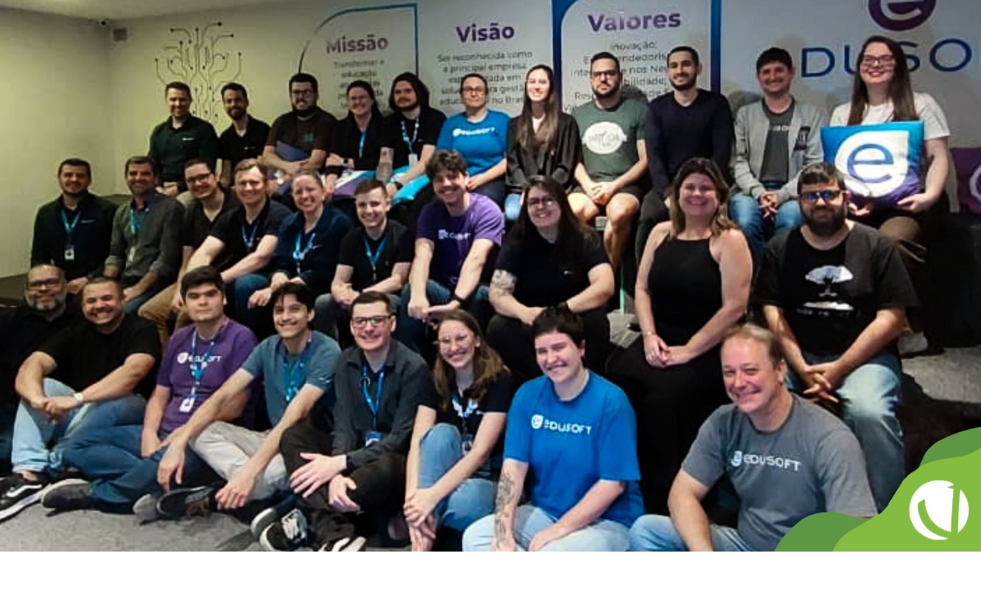 Conheça a parceria entre Mentor Web e URÂNIA e veja como a integração fortalece a gestão pedagógica e a organização do horário escolar.